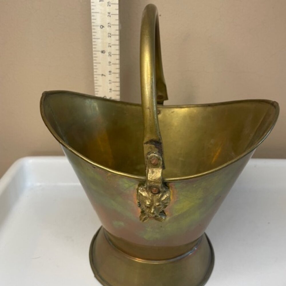 Vintage Brass Bowl with Lion Heads and Handle - Picture 8 of 9